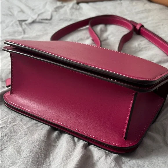 Coach Fuchsia Crossbody Bag - Picture 6 of 7